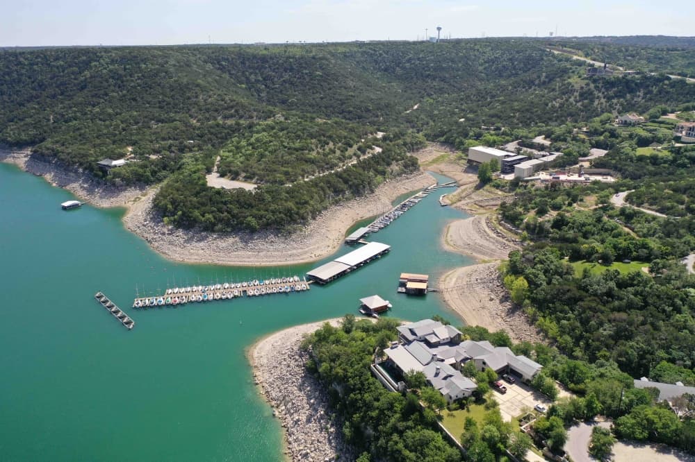 Golf course development moves forward near Lake Travis despite traffic concerns
