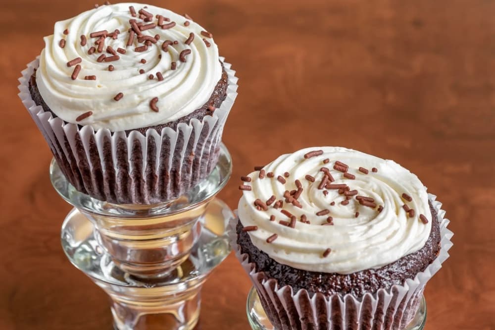 Fluellen Cupcakes to bring black velvet, banana pudding cupcakes to west Frisco