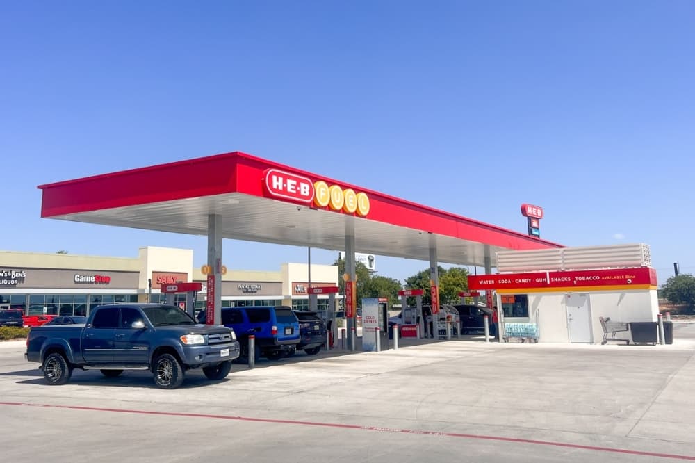 H-E-B Fuel opens at Walnut Ave. location in New Braunfels