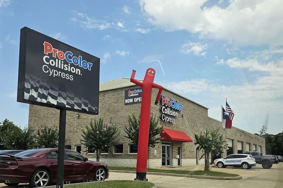 ProColor Collision shop now open in Cypress