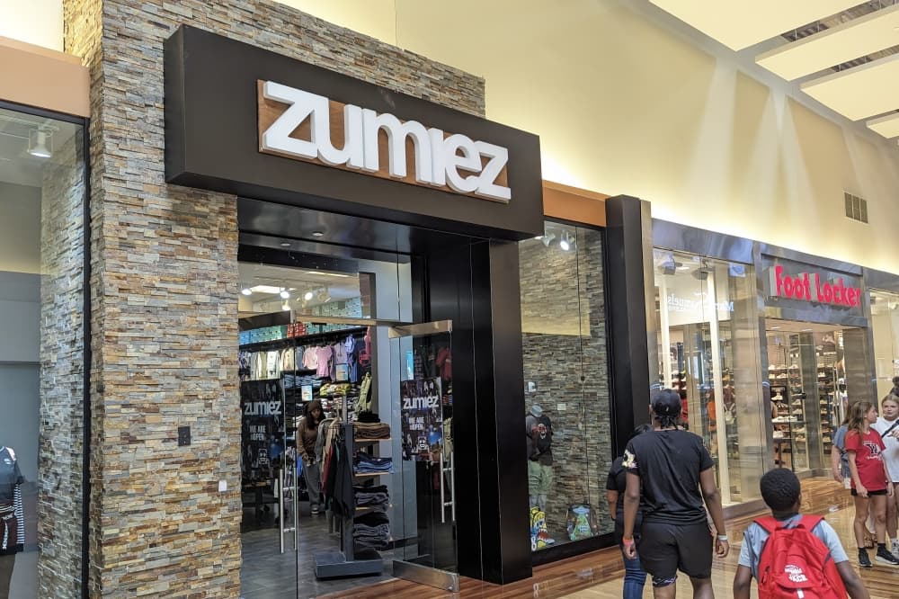 Zumiez reopens in Grapevine
