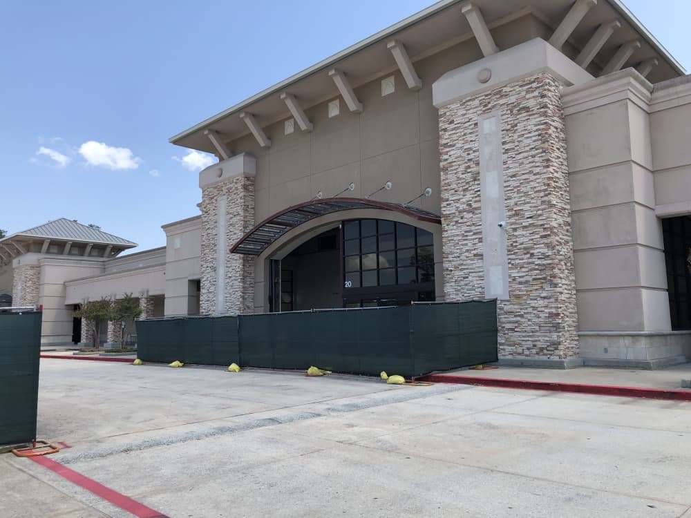 Tesla showroom, service center slated for former The Woodlands Randalls location