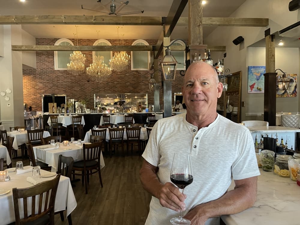 Marais looks to welcome all as it blends different cultures