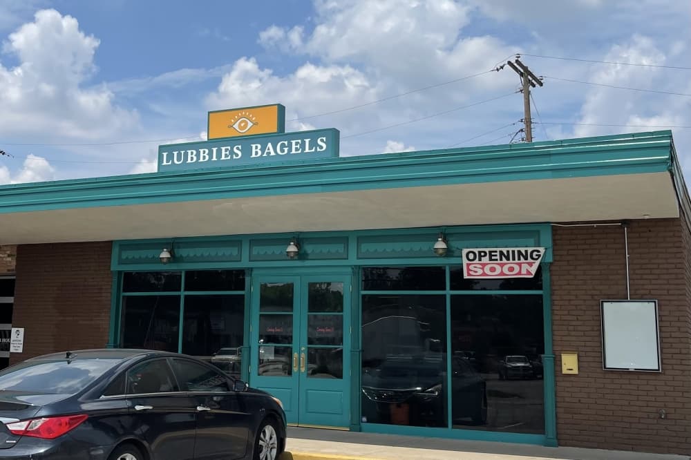 Local shop brings artisan bagels, coffee to east Dallas