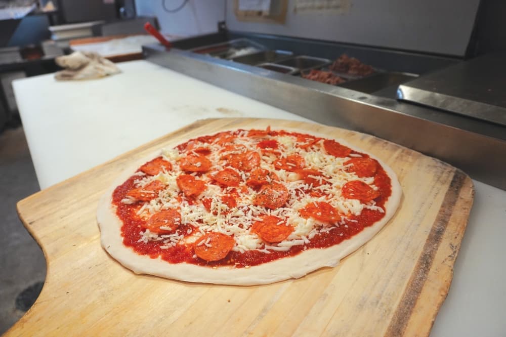 Salvation Pizza offers New Haven-style pies, neighborhood feel