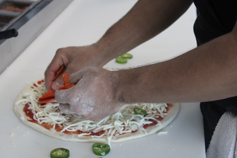 Frisco neighborhood residents come together to open Halo Pizzeria