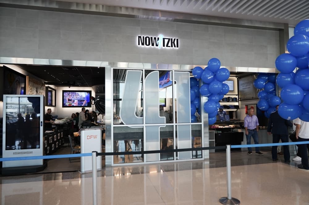 Storefront of the Nowitzki restaurant. 