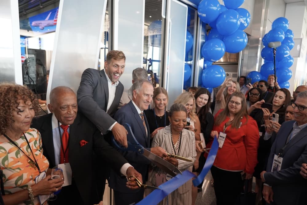 Nowitzki restaurant debuts in Dallas Fort Worth International Airport
