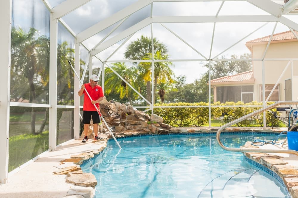 Pool cleaners bringing services to North Austin metro communities