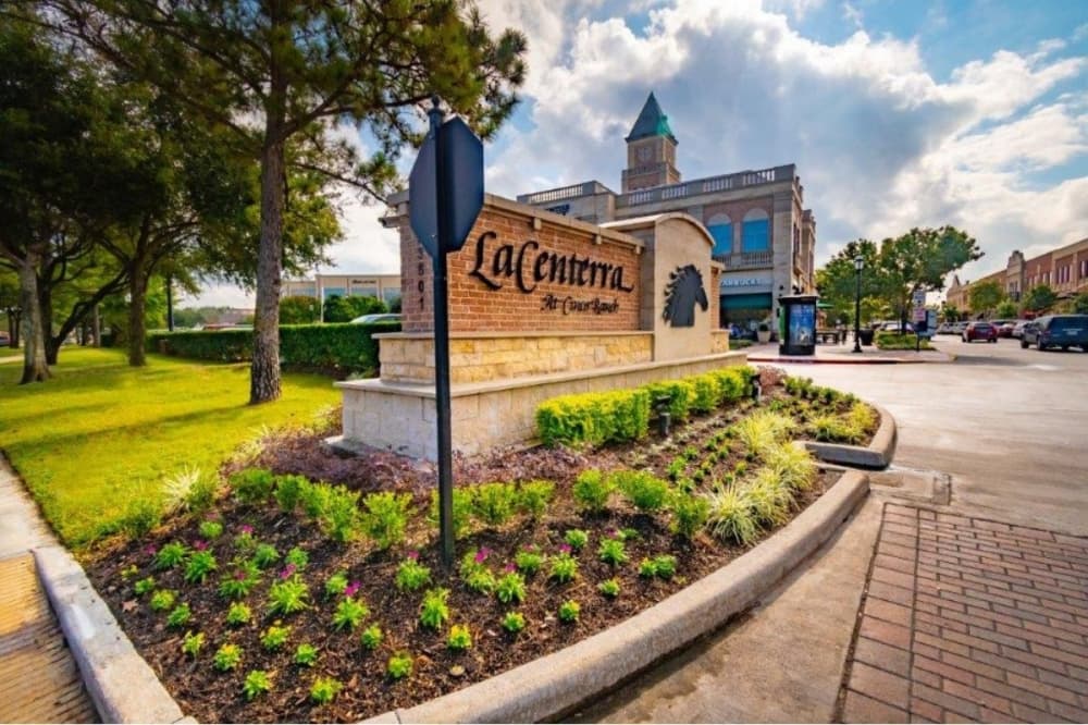2 new businesses, 1 reopening in Katy's LaCenterra at Cinco Ranch