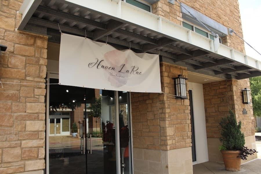 Women’s clothing, accessory store opens in Highland Village