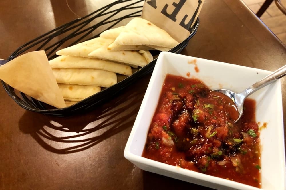 salsa with pita bread slices