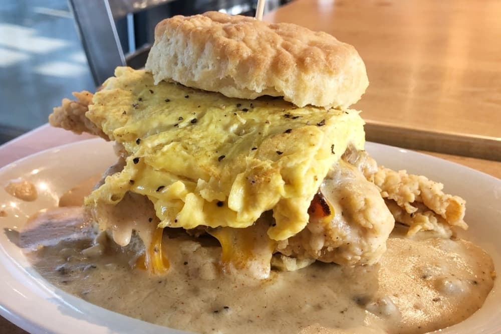 biscuit with gravy and egg