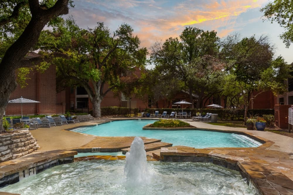 North Austin apartment complex renovates units, swimming pool and more
