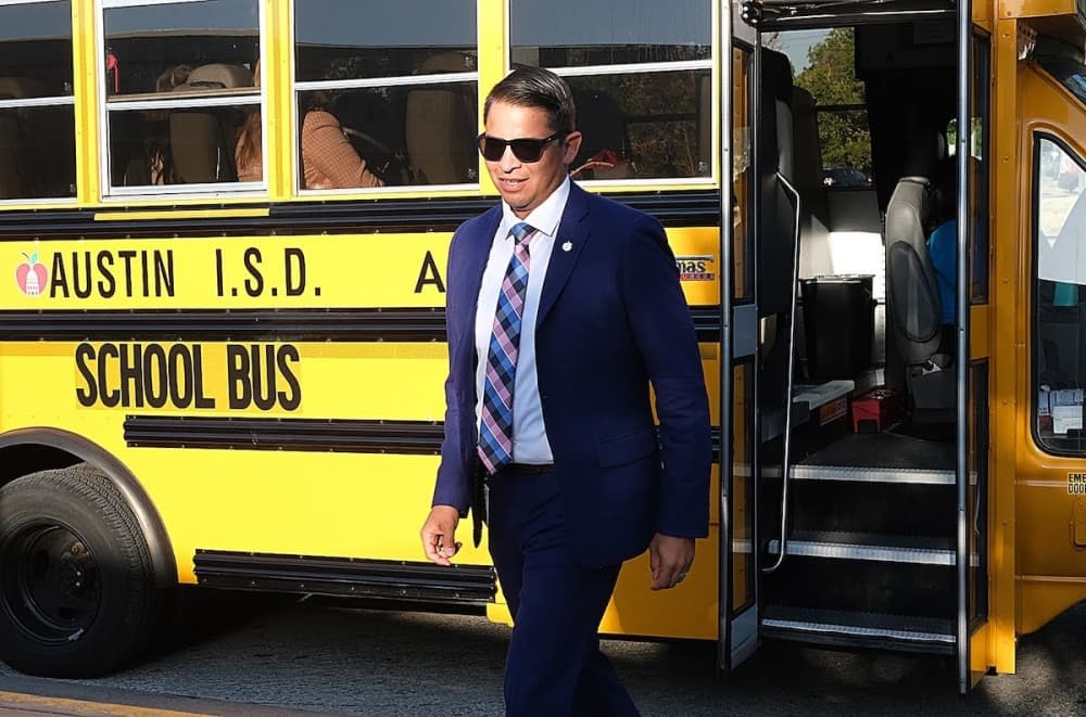 Austin ISD board to approve superintendent contract at next meeting