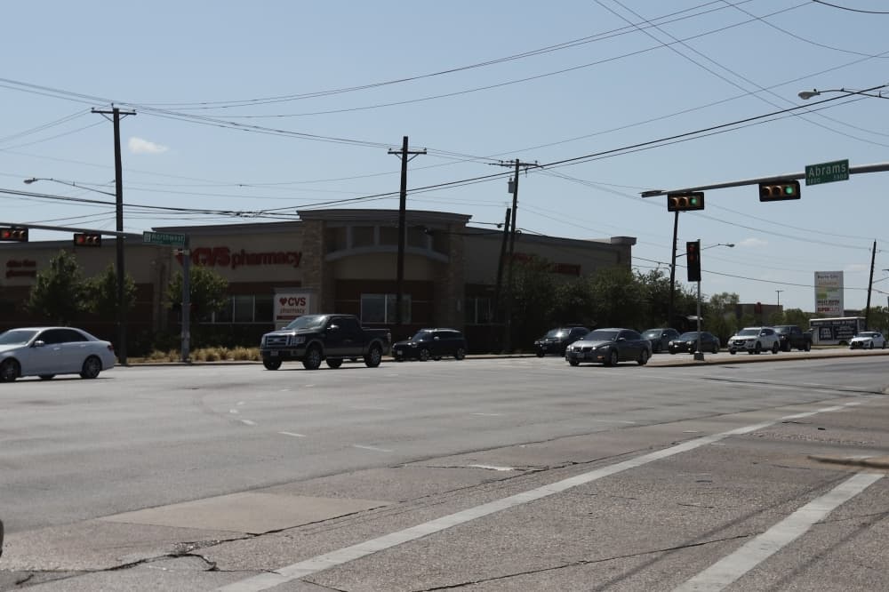 Dallas commissioning traffic study on Abrams Road in Lakewood