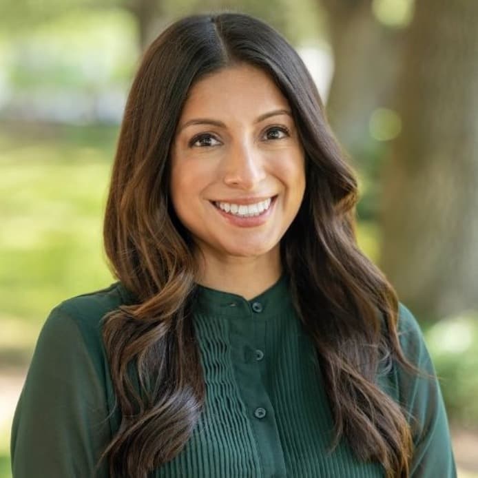 headshot of Hofius Intermediate Principal Alejandra Zamora