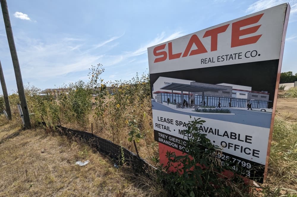 Roanoke Neighborhood Shops slated for fall opening with 3 confirmed stores