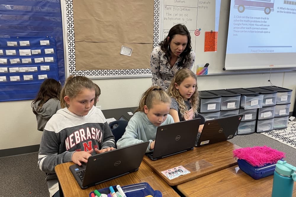 Leander ISD STAAR scores show students outperformed state averages