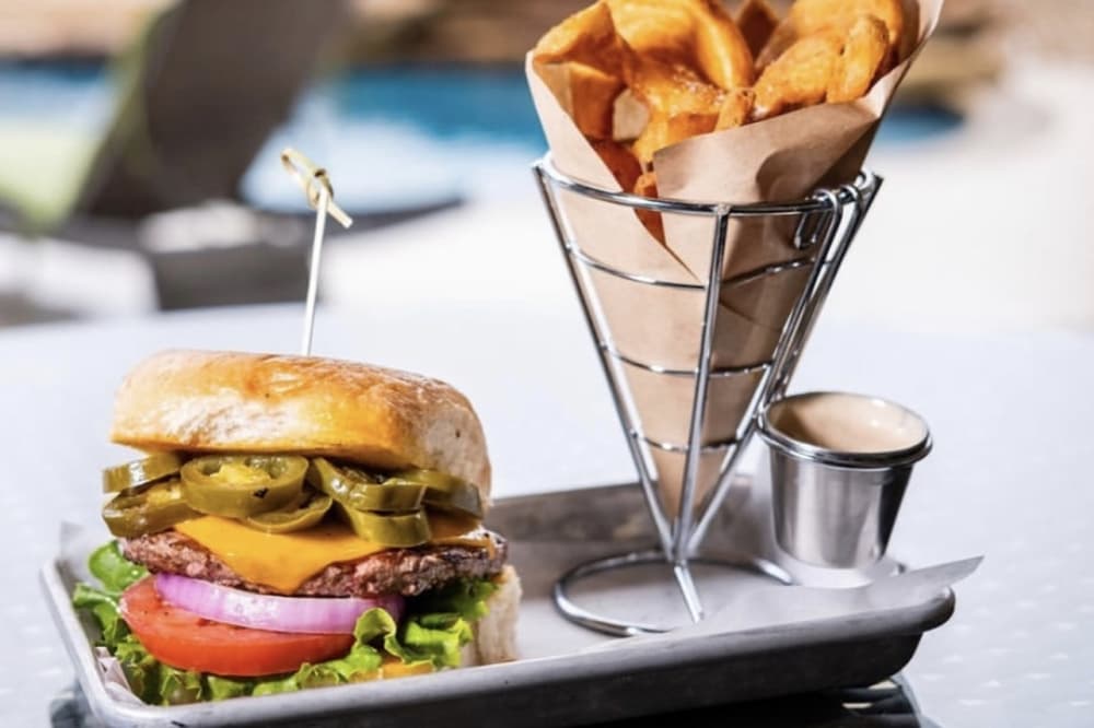 Wagyu on Wheels brings burger-serving food truck back to Fieldhouse at The Crossover