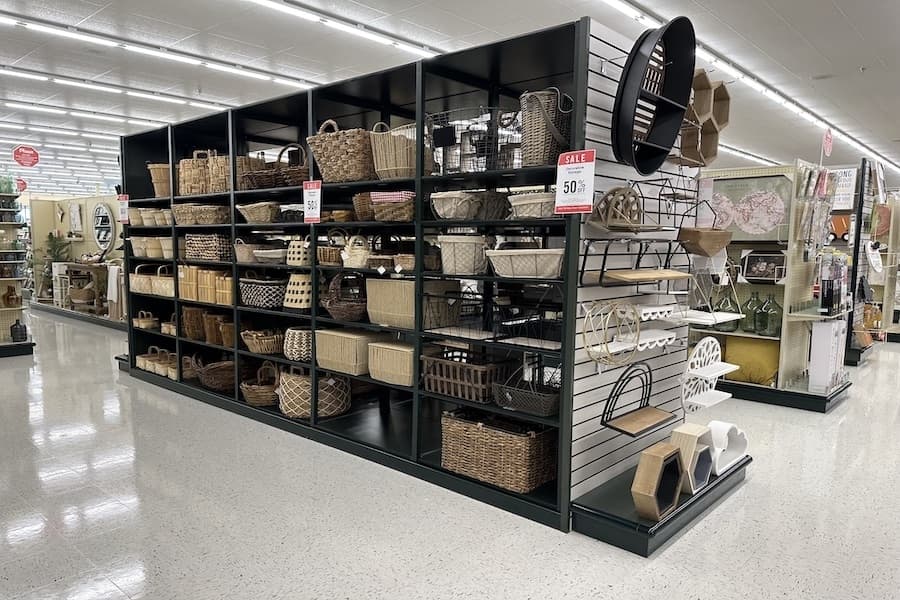 Hobby Lobby has a variety of home decor. (Amira Van Leeuwen/Community Impact)