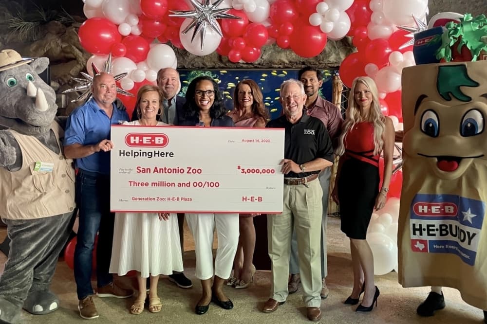 H-E-B’s gift boosts San Antonio Zoo master plan, supports discounts for teachers and families