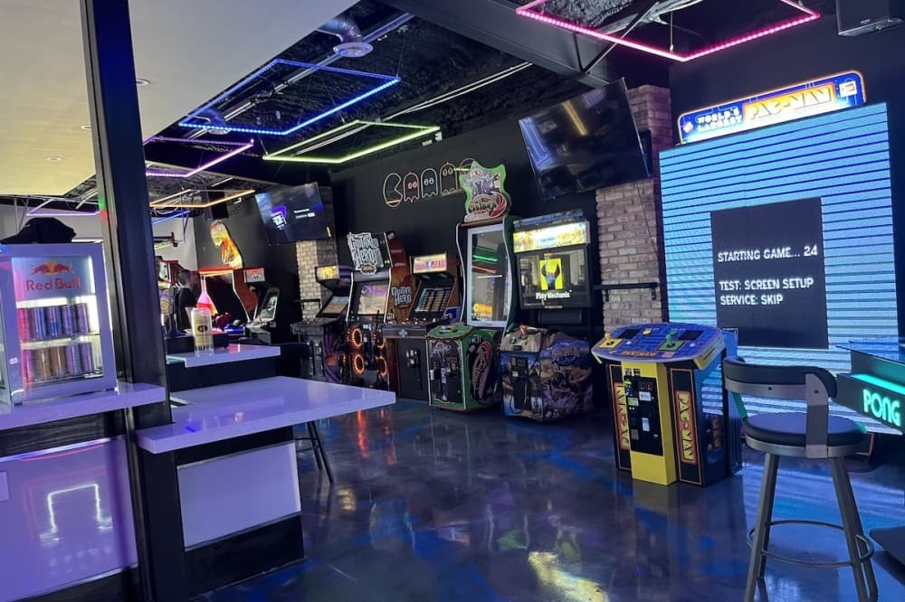 Video game-themed Reset Arcade Bar now open in South Austin