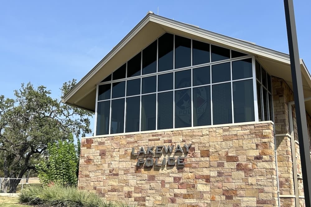 Lakeway to provide Eanes ISD with police dispatching services