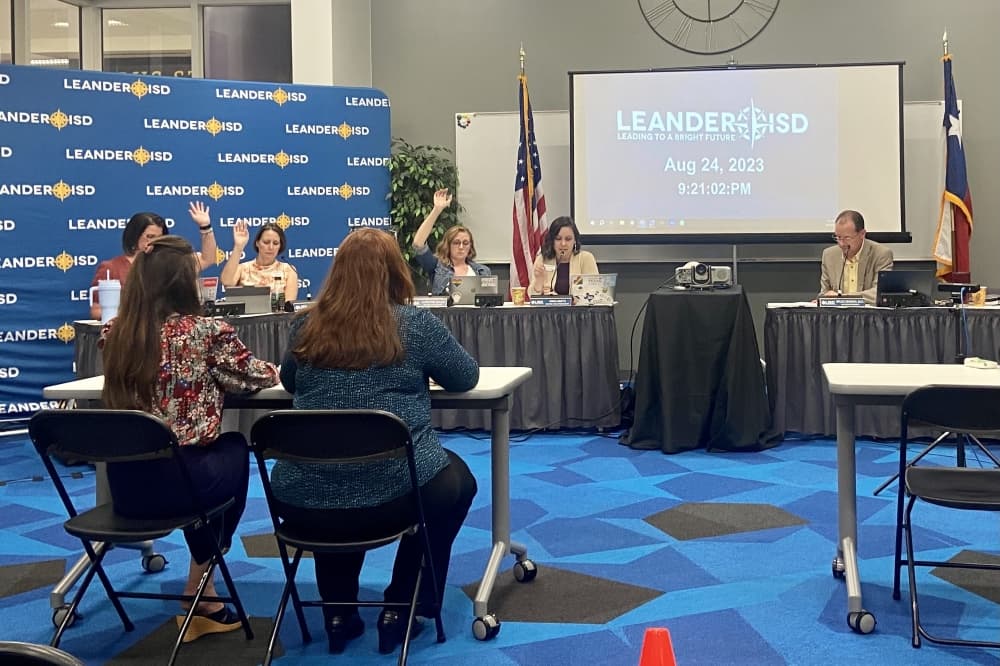 Leander ISD looks to hire uncertified teachers amid vacancies
