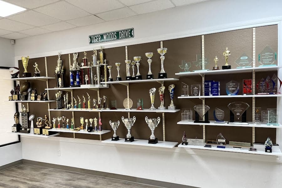 Accent Trophies and Awards relocates to Slaughter Lane in Austin