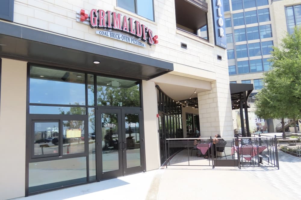 Grimaldi’s serves up brick oven pizza in Lewisville