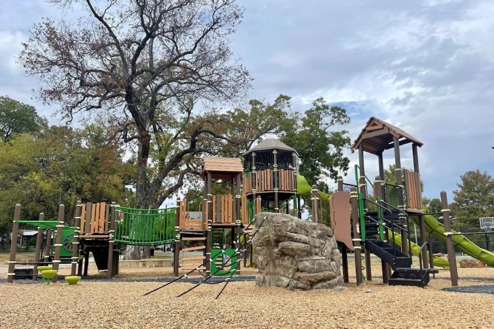 Finch Park playground