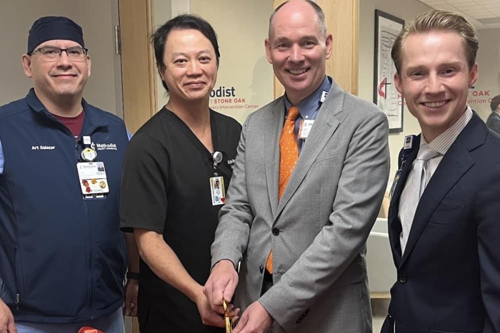 Stone Oak hospital expands services for coronary disease patients