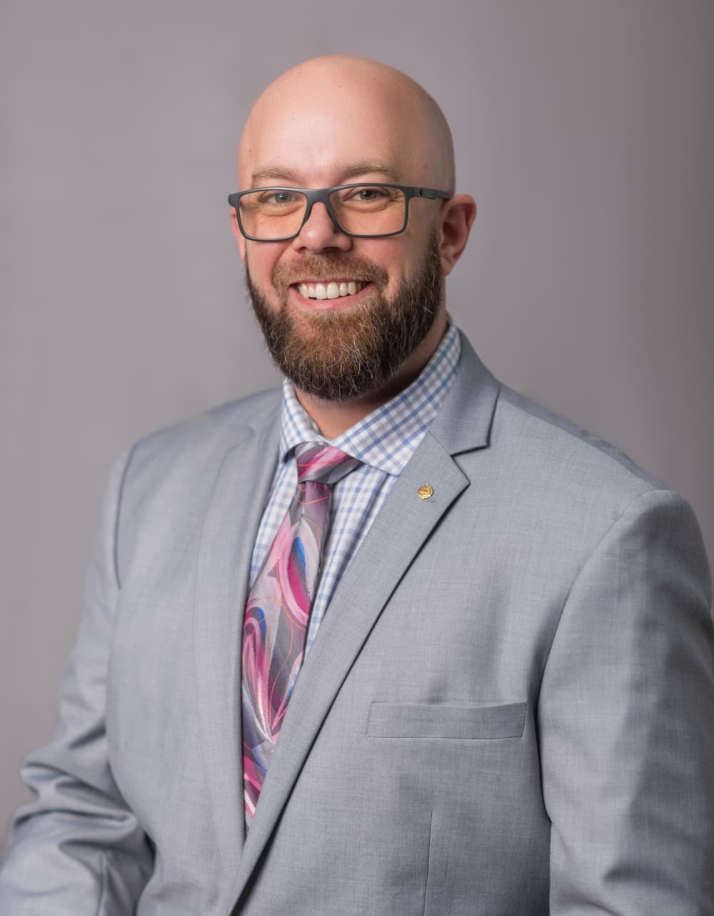 Headshot of Kyle Sheldon