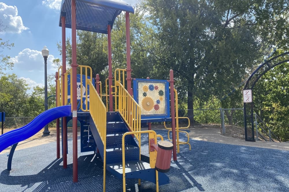 New shade structures coming to Ferry and Hunter's Crossing parks