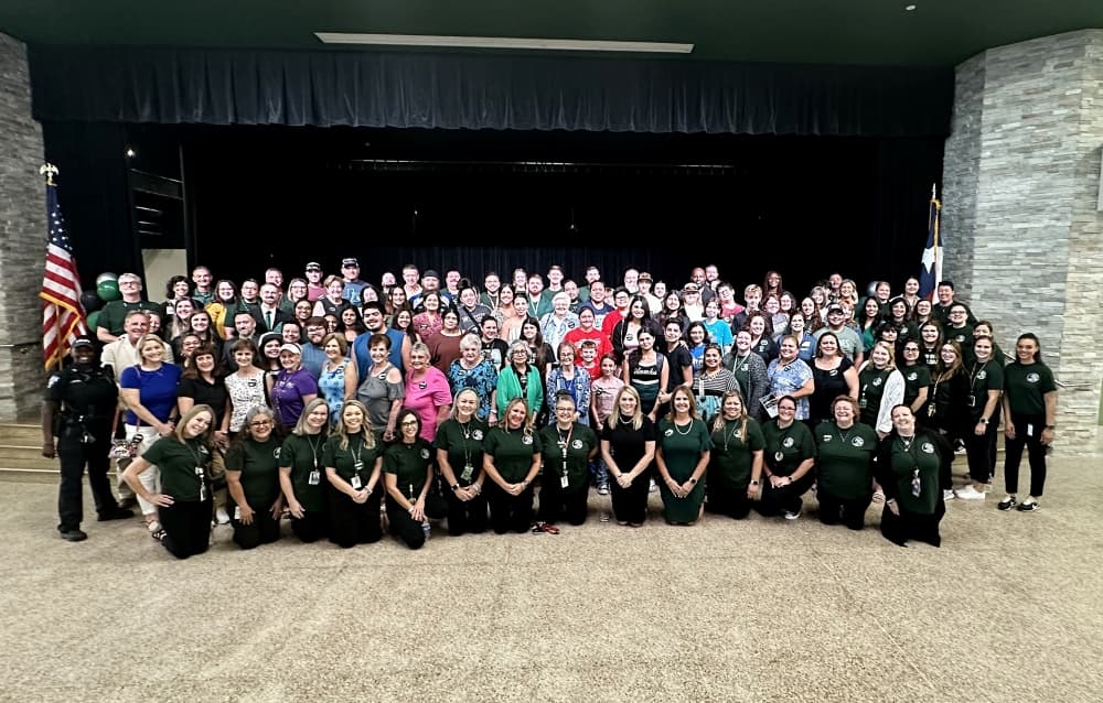 Alvin ISD holds dedication ceremony for newly renovated school
