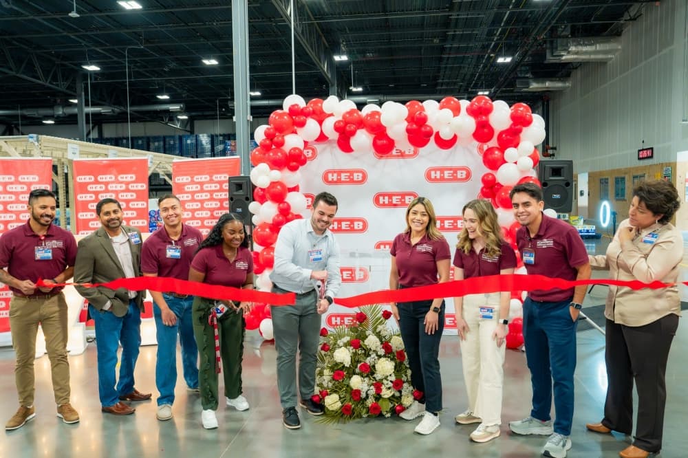 H-E-B opens first standalone e-commerce fulfillment center in Katy