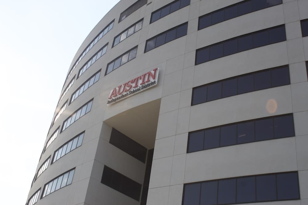 Work on Austin ISD project to expand internet access will begin in December