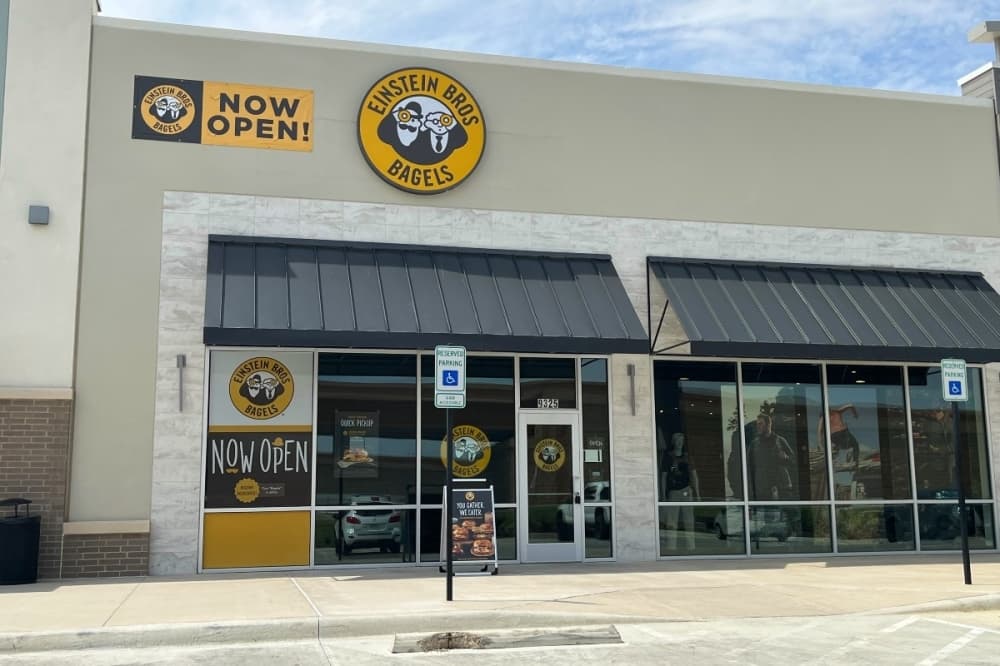Einstein Bros. Bagels debuts 3rd location in Fort Worth