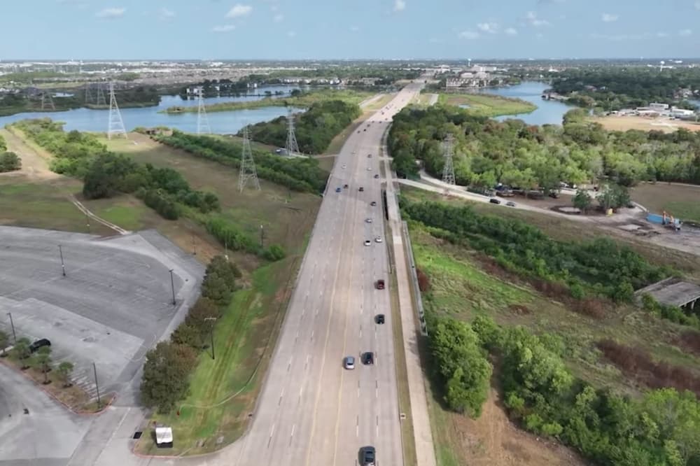 Egret Bay Boulevard lane closures begin in League City