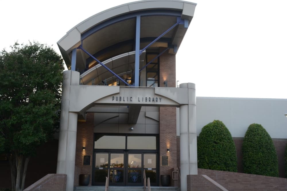 State grant funding expansion of Grapevine library delivery program