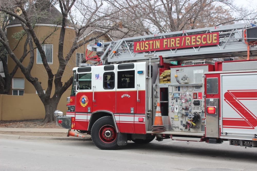 Austin firefighters to receive pay bump following new contract