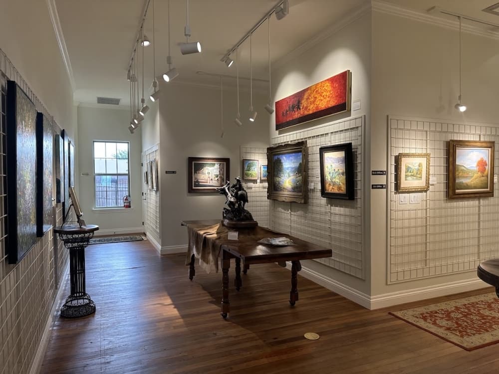 Mill Street Art Gallery is located at in downtown New Braunfels at 387 W. Mill St. (Amira Van Leeuwen/Community Impact)