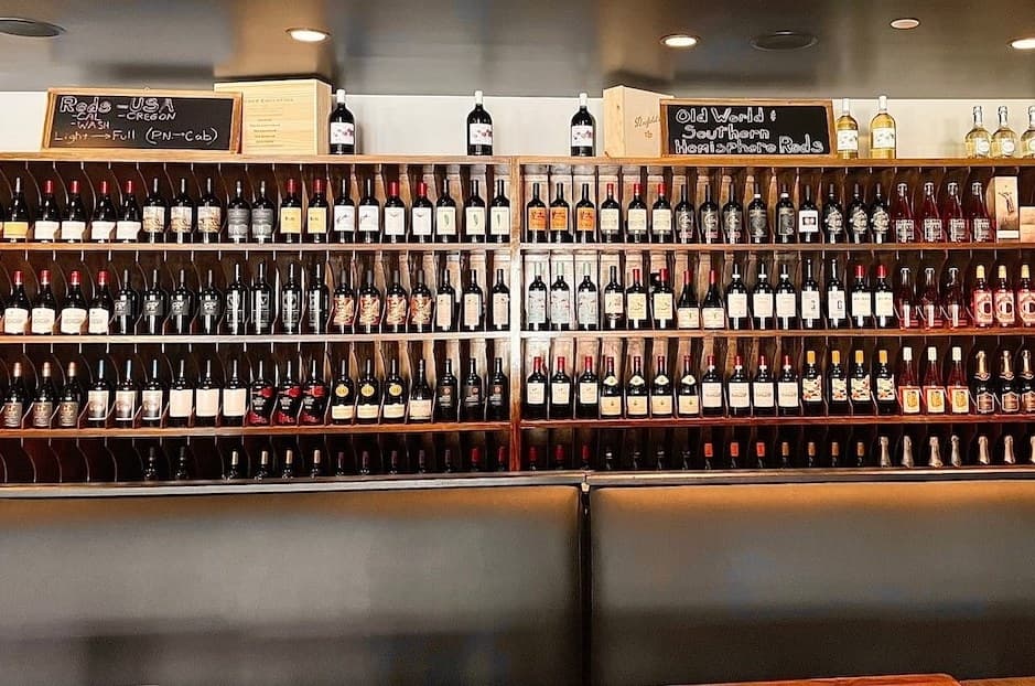 Boardough Vino closes in The Woodlands