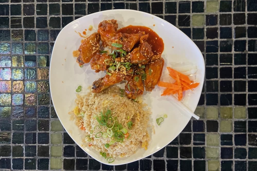 Chicken wings and fried rice