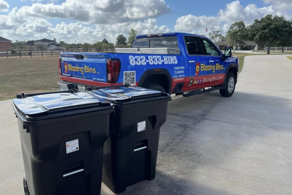Blazing Bins marks 5 years of cleaning North Houston-area trash cans
