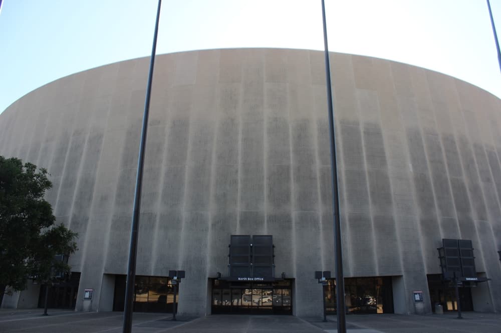 2 University of Texas hospital systems to be built after Erwin Center demolition
