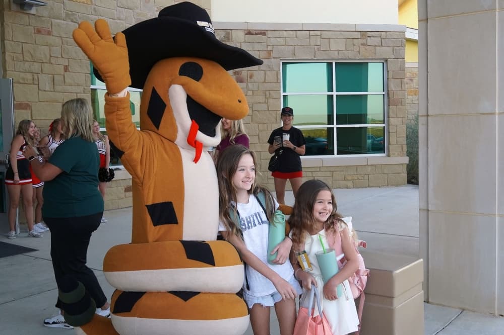 Lake Travis ISD buys land, begins design for Elementary School No. 9