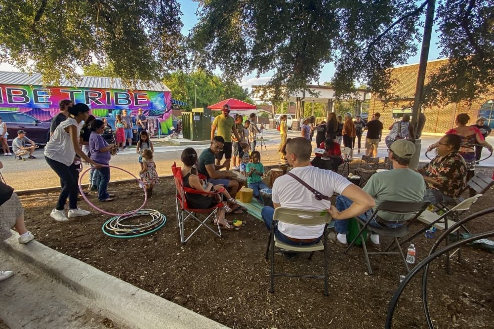 First Friday Artwalk to celebrate Bastrop's historic downtown bridge
