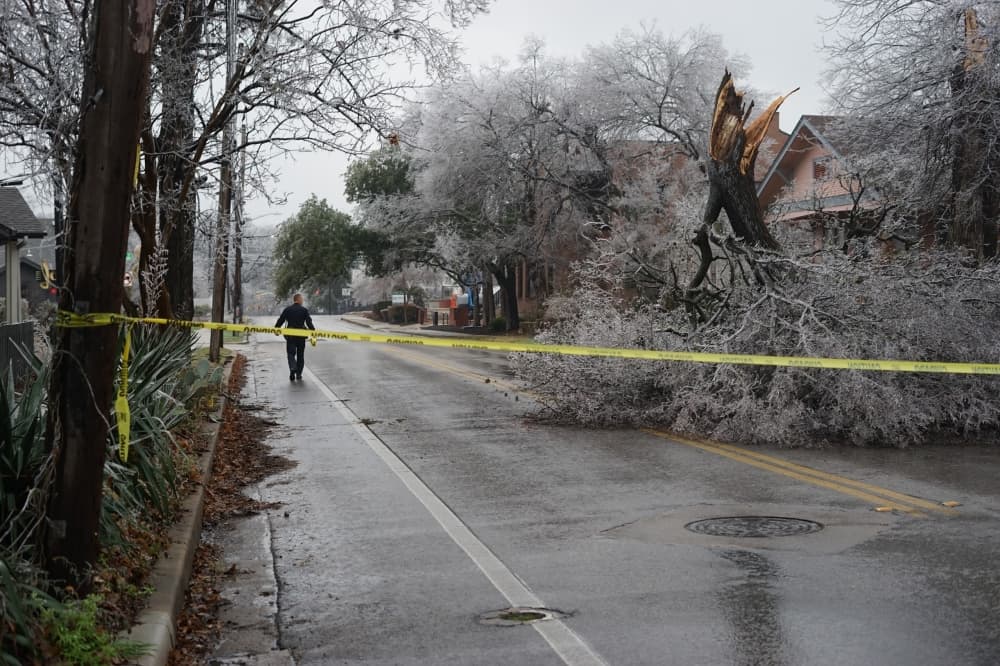 Winter storm review outlines nearly 80 fixes for Austin's emergency response efforts